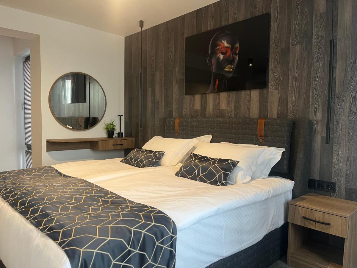 Hotel Niks Sevlievo Esterno foto