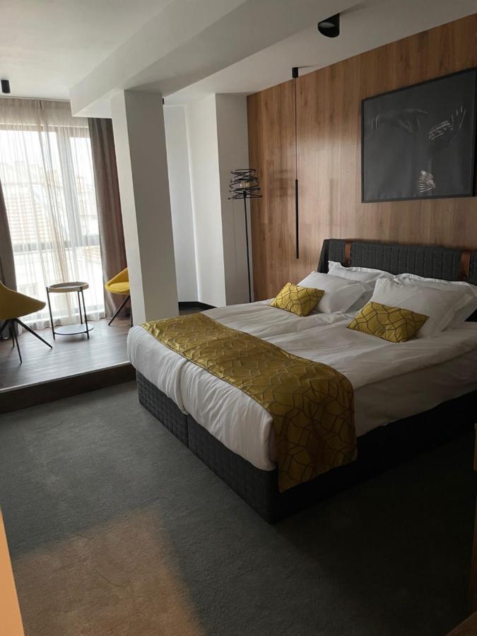 Hotel Niks Sevlievo Esterno foto